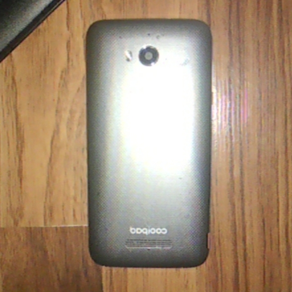 Phone - Picture 1 of 2